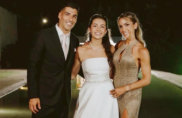 Delfina Suárez with family